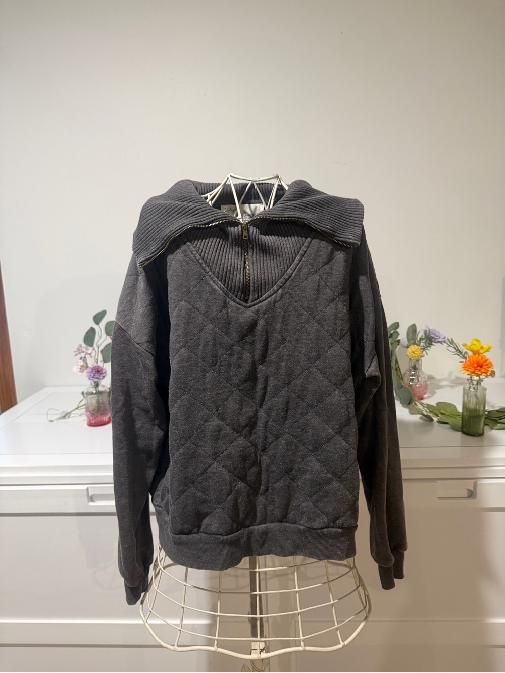 Vintage Havana Charcoal Quilted Half-Zip Hoodie